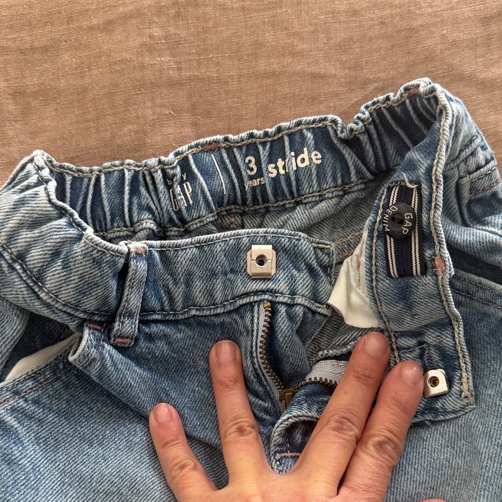 GAP Kids Light Blue Cargo Jeans - Picture 3 of 4